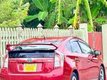 https://riyasewana.com/uploads/toyota-prius-1617442622212.jpg