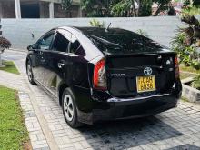 https://riyasewana.com/uploads/toyota-prius-167114824961.jpg