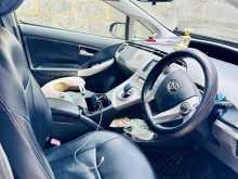 https://riyasewana.com/uploads/toyota-prius-1712485922613.jpg
