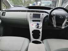 https://riyasewana.com/uploads/toyota-prius-17155057874.jpg
