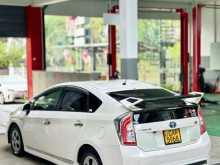 https://riyasewana.com/uploads/toyota-prius-17212322443.jpg