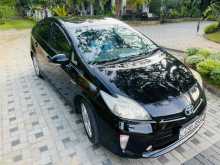 https://riyasewana.com/uploads/toyota-prius-1723354222613.jpg