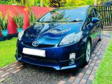 https://riyasewana.com/uploads/toyota-prius-177210222632.jpg