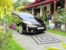 https://riyasewana.com/uploads/toyota-prius-178442122263.jpg