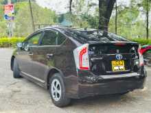 https://riyasewana.com/uploads/toyota-prius-18011522332.jpg