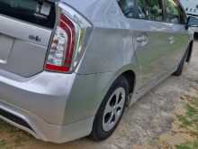 https://riyasewana.com/uploads/toyota-prius-18105319803.jpg