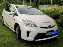 https://riyasewana.com/uploads/toyota-prius-181132566596.jpg