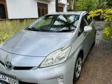 https://riyasewana.com/uploads/toyota-prius-18115428343.jpg