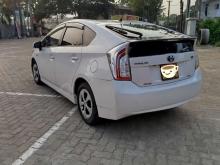 https://riyasewana.com/uploads/toyota-prius-181325496066.jpg