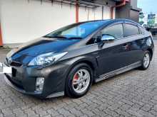 Toyota PRIUS LED S GRADE 2011 Car