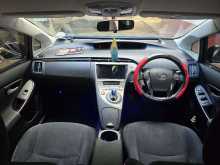 https://riyasewana.com/uploads/toyota-prius-181633264803.jpg