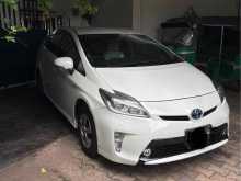 https://riyasewana.com/uploads/toyota-prius-1821132922602.jpg