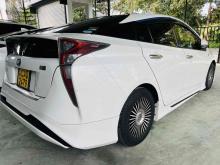 https://riyasewana.com/uploads/toyota-prius-186512224082.jpg