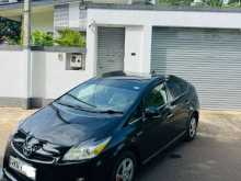 https://riyasewana.com/uploads/toyota-prius-191117554103.jpg
