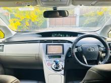 https://riyasewana.com/uploads/toyota-prius-1912045417036.jpg
