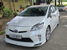 https://riyasewana.com/uploads/toyota-prius-1913053417263.jpg