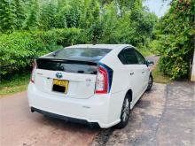 https://riyasewana.com/uploads/toyota-prius-1916170024591.jpg