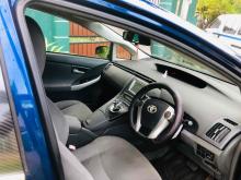 https://riyasewana.com/uploads/toyota-prius-197564024201.jpg