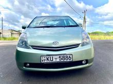 https://riyasewana.com/uploads/toyota-prius-2-1414511317302.jpg