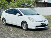 Toyota Prius 2 2011 Car
