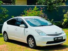 Toyota Prius 2 2011 Car