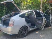 https://riyasewana.com/uploads/toyota-prius-20-141554454602.jpg