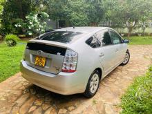 https://riyasewana.com/uploads/toyota-prius-20-1513373017853.jpg
