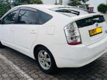 https://riyasewana.com/uploads/toyota-prius-20-2007-288343612333.jpg