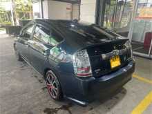 https://riyasewana.com/uploads/toyota-prius-20-2009-1520394412473.jpg