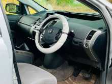 https://riyasewana.com/uploads/toyota-prius-20-21707504423.jpg