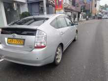 https://riyasewana.com/uploads/toyota-prius-20-21820525002.jpg