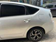 https://riyasewana.com/uploads/toyota-prius-2008-616393812083.jpg