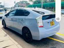 https://riyasewana.com/uploads/toyota-prius-2010-2020324212262.jpg