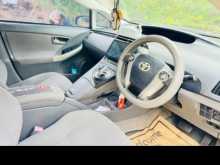 https://riyasewana.com/uploads/toyota-prius-2010-2020324212384.jpg