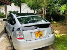 https://riyasewana.com/uploads/toyota-prius-2010-217142912792.jpg