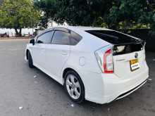https://riyasewana.com/uploads/toyota-prius-2011-1115541712472.jpg