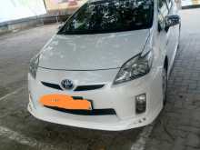 Toyota Prius S 2011 Car