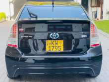 https://riyasewana.com/uploads/toyota-prius-2011-2011-2423410012053.jpg