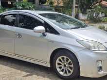 https://riyasewana.com/uploads/toyota-prius-2011-2110310612442.jpg