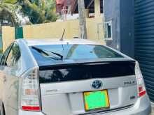 https://riyasewana.com/uploads/toyota-prius-2011-2121251112324.jpg