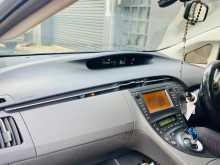 https://riyasewana.com/uploads/toyota-prius-2011-2151016695.jpg
