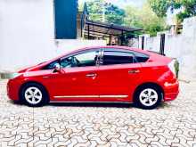 https://riyasewana.com/uploads/toyota-prius-2011-217021112722.jpg