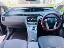 https://riyasewana.com/uploads/toyota-prius-2011-2423412517805.jpg