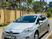 https://riyasewana.com/uploads/toyota-prius-2011-2614113012412.jpg