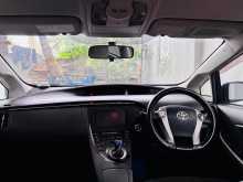 https://riyasewana.com/uploads/toyota-prius-2011-3114271612113.jpg