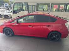 https://riyasewana.com/uploads/toyota-prius-2011-914501612904.jpg