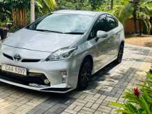 https://riyasewana.com/uploads/toyota-prius-2012-138570712442.jpg
