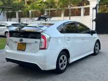 https://riyasewana.com/uploads/toyota-prius-2012-1421473712943.jpg