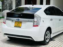 https://riyasewana.com/uploads/toyota-prius-2012-1710572112904.jpg