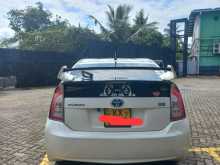 https://riyasewana.com/uploads/toyota-prius-2012-1711072712763.jpg